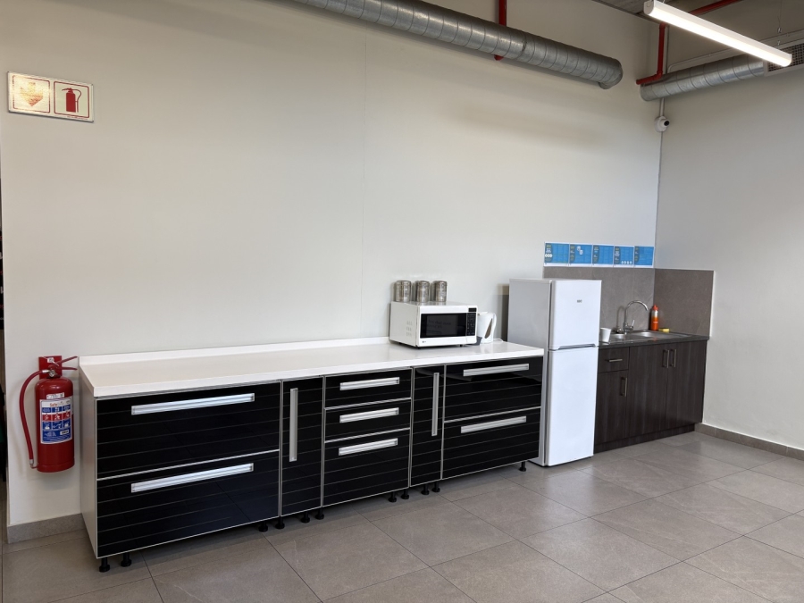 To Let commercial Property for Rent in Montague Gardens Western Cape